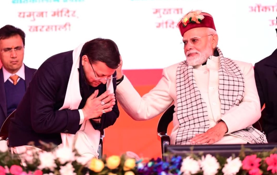 उत्तराखंड में सियासी बयानबाजियों के बीच प्रधानमंत्री मोदी की चिट्ठी ने खींची लक्ष्मण रेखा