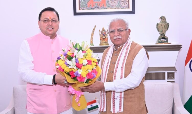 सीएम धामी ने केंद्रीय विद्युत मंत्री मनोहर लाल खट्टर से की मुलाकात