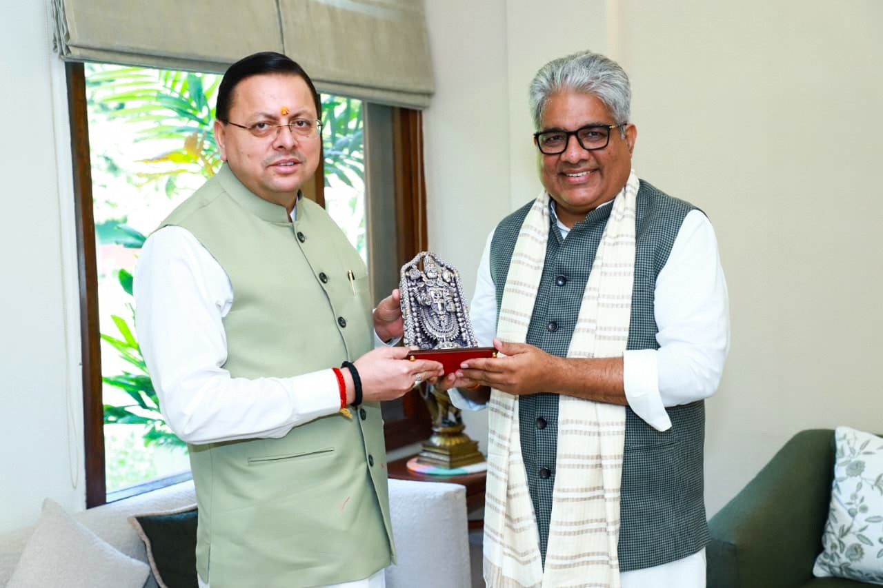 मुख्यमंत्री पुष्कर सिंह धामी ने भूपेंद्र यादव से उत्तराखंड की सात जल विद्युत परियोजनाओं को मंजूरी देने की मांग की।