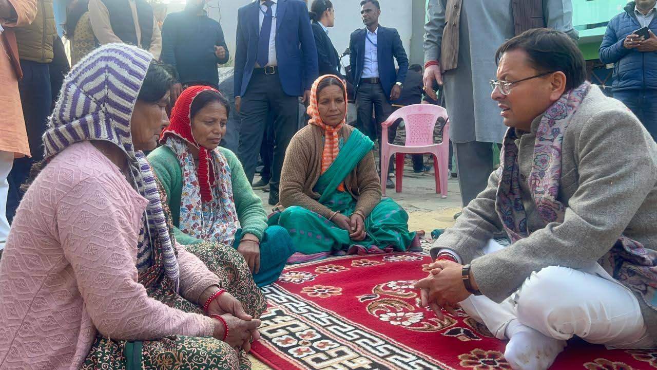 मुख्यमंत्री पुष्कर सिंह धामी ने गुप्तकाशी में वरिष्ठ भाजपा कार्यकर्ता स्व. अटल वाजपेयी जी को दी श्रद्धांजलि