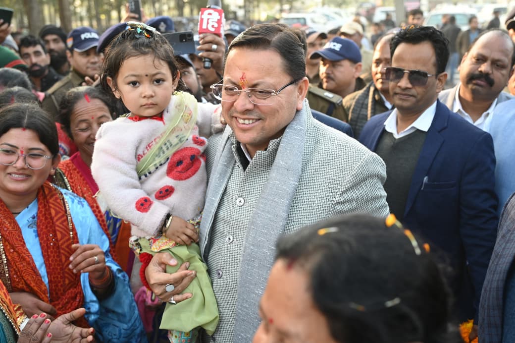 मुख्यमंत्री पुष्कर सिंह धामी ने खटीमा के बिरिया मझोला में ग्रामीण क्रिकेट टूर्नामेंट के समापन व पुरस्कार वितरण समारोह में प्रतिभाग किया।