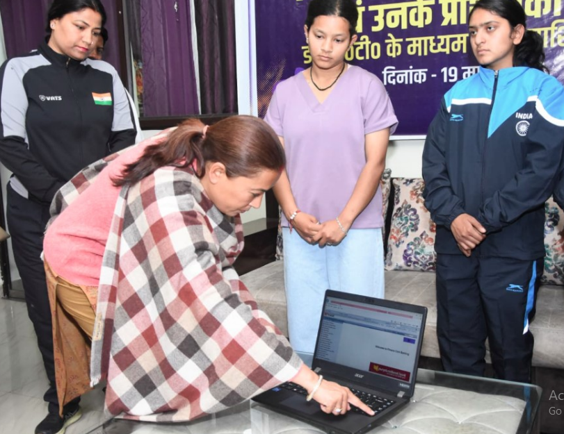 खेल मंत्री रेखा आर्या ने खिलाड़ियों को जारी की 3 करोड़ से ज्यादा की इनामी धनराशि
