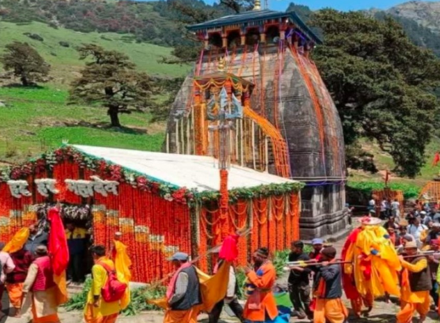 द्वितीय केदार श्री मदमहेश्वर मंदिर के कपाट श्रद्धा एवं वैदिक विधि-विधान से खुले