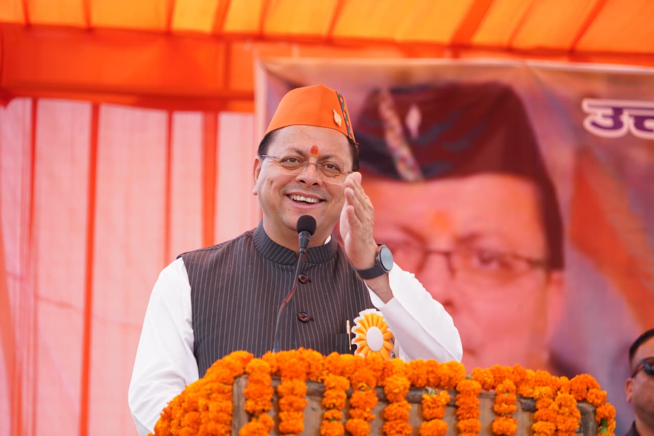 मुख्यमंत्री पुष्कर सिंह धामी ने सचिवालय संघ की नवनिर्वाचित कार्यकारिणी को दिलाई शपथ