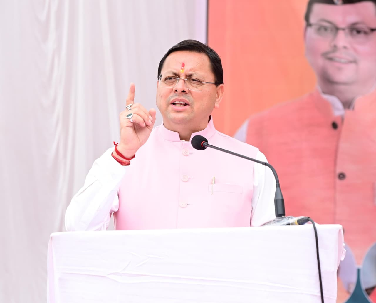 मुख्यमंत्री पुष्कर सिंह धामी ने दन्या में जनसभा को किया संबोधित, क्षेत्र के विकास की कई महत्वपूर्ण घोषणाएं
