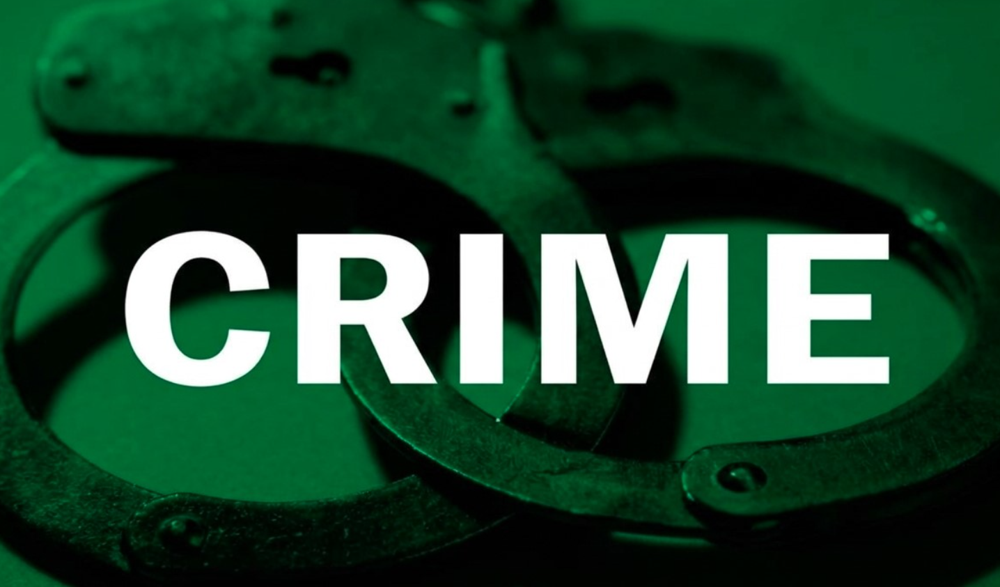 कार निकालने को लेकर हुआ विवाद, सड़क पर भिड़े दो पक्ष; पुलिस जांच में जुटी