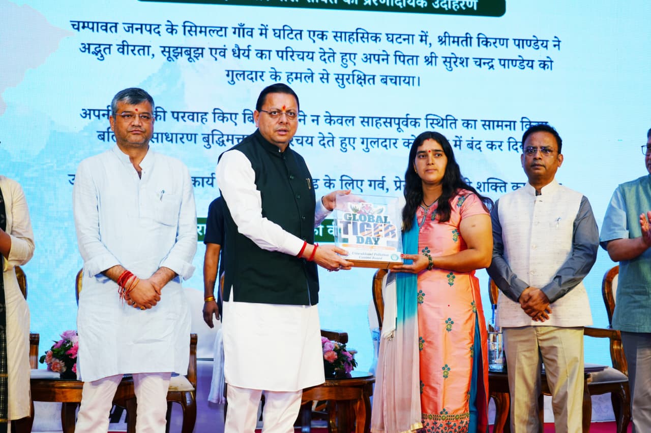 सिंगल-यूज़ प्लास्टिक के विरुद्ध जनभागीदारी से चलाना होगा प्रभावी अभियान : मुख्यमंत्री पुष्कर सिंह धामी