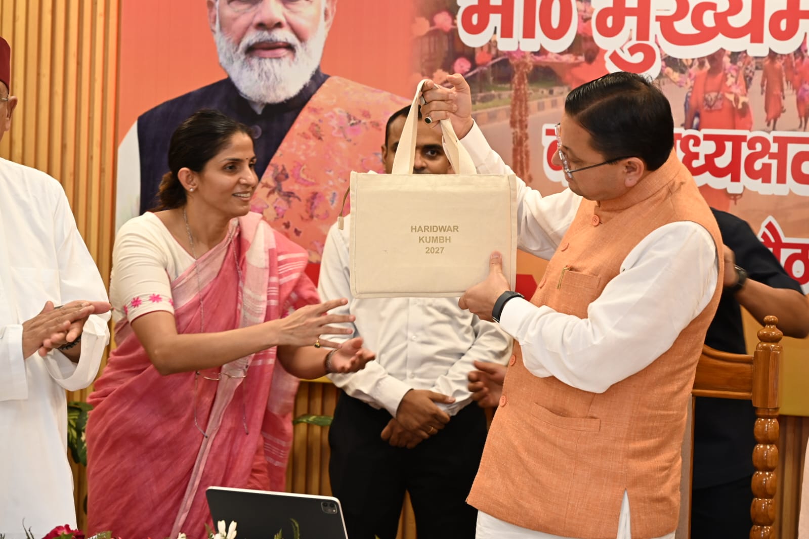 कांवड़ यात्रा के सुरक्षित, सुव्यवस्थित एवं सफल आयोजन के लिए  सभी तैयारियां समय से पूर्ण करें  :   मुख्यमंत्री पुष्कर सिंह धामी