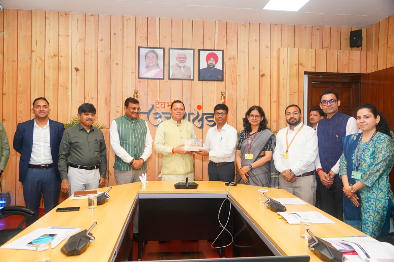 मुख्यमंत्री ने नीति आयोग की टीम के साथ राज्य के विकास के विभिन्न विषयों पर की विस्तृत चर्चा