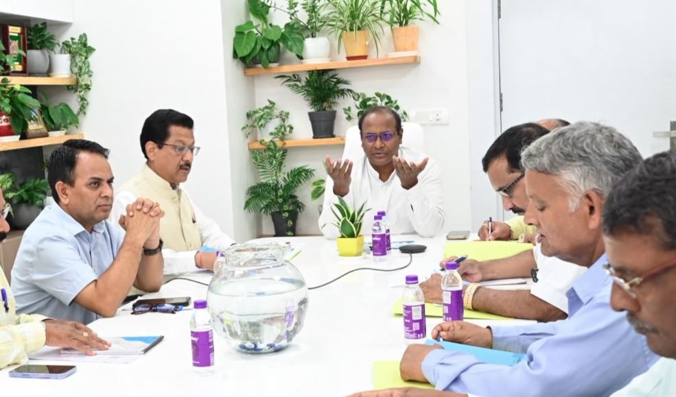 मुख्य निर्वाचन अधिकारी ने लिया राजनैतिक दलों से SIR पर फीडबैक
